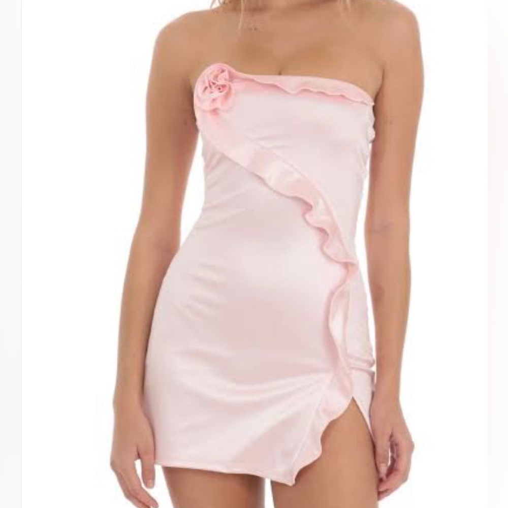 Lucy in the Sky Light Pink Strapless Dress